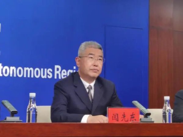 股合网 闫先东出任人民银行调查统计司司长